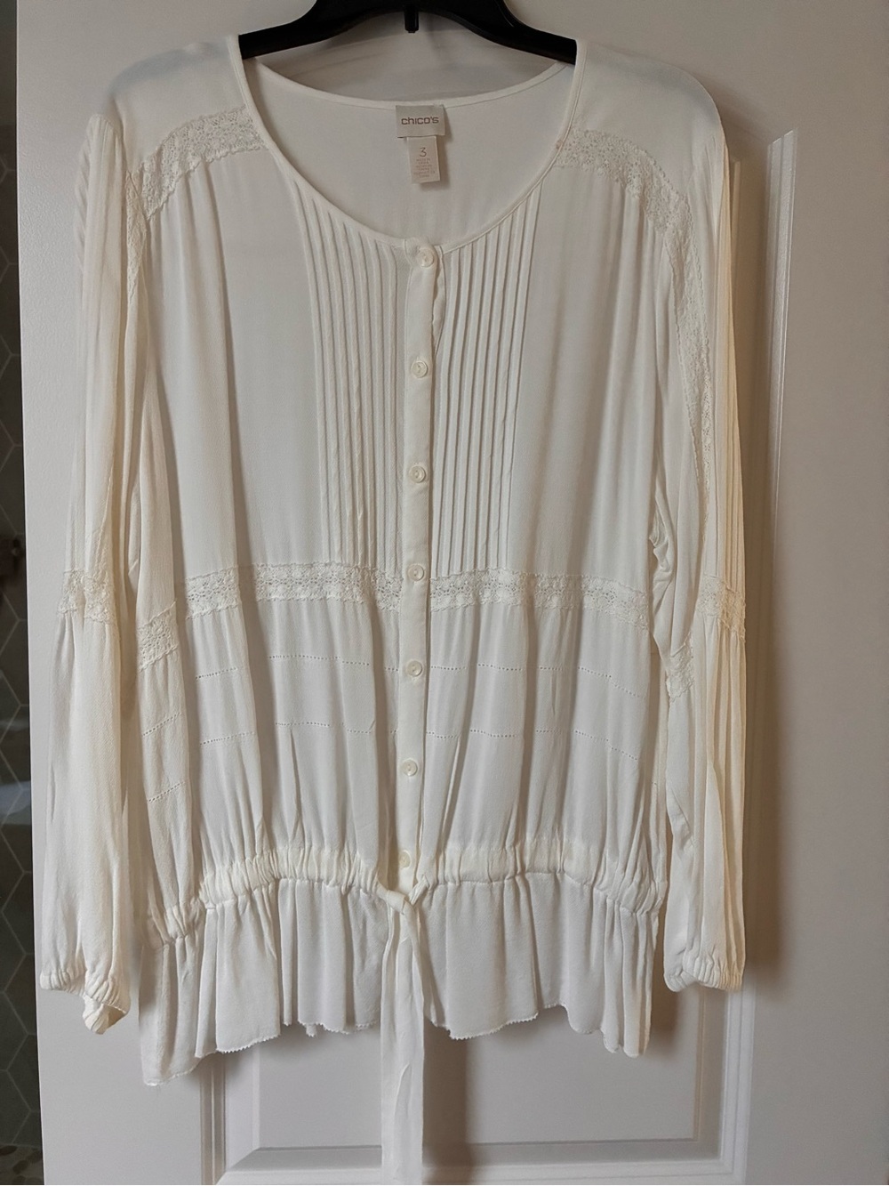 Chico's Cream Button-Front Peasant Blouse with Pintuck Detail
